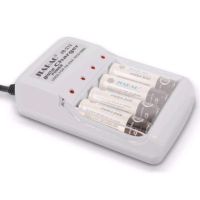 Зарядний пристрій з ААА акумуляторами Jiabao Digital Charger JB - 212 AA / AAA