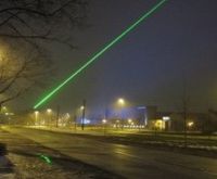 Потужна лазерна указка Green Laser Pointer YL - 303 1000mw, акумуляторний зелений лазер з ключем BL-303 діодний з насадкою ефектів для презентації