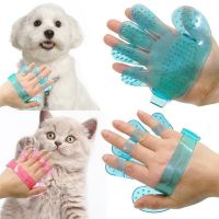 Силиконовая щётка для мытья животных Pet Wash Brush, перчатка для купания собак и котов