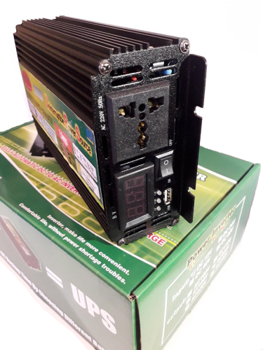 Автомобільний перетворювач напруги Wimpex 12v-220v 3200W інвертор C зарядним від мережі 220 8A