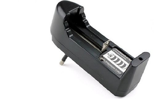Зарядное устройство для аккумуляторов 18650 3.7v BLC-001
