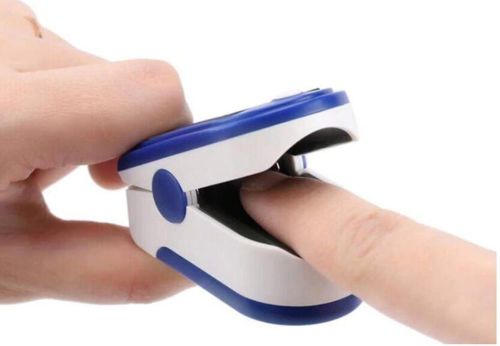 Беспроводной пульсоксиметр, пульсометр на палец Pulse Oximeter iHealth SP07 Цветной TFT экран цифровой