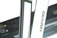 Утюжок випрямляч для волосся Geemy GM-490, Професійна керамічна плойка Вирівнювач Gemei для укладання з дисплеєм і регулюванням температури