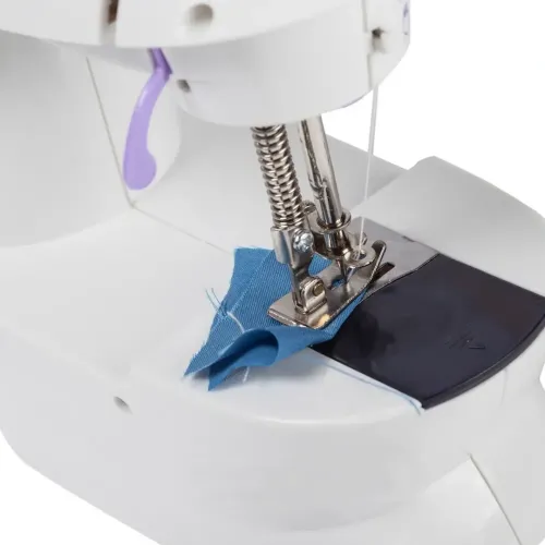 Профессиональная швейная машинка 4 в 1 Mini Sewing Machine SM-202A (WJ-08), Портативная мини машинка 201 для шитья с адаптером и педалью для дома Белая