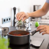 Карусель для специй Spice Carousel R62-12 на 12 отсеков на вращающейся подставке. Стальной набор, подставка, баночки для специй на 12 емкостей