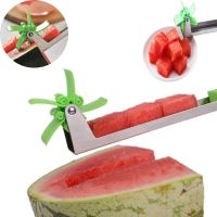 Ніж слайсер для нарізки кавуна і дині Sunroz Watermelon Slicer, кухонне пристосування для різання кубиками фруктів у формі млина, Арбузорезка