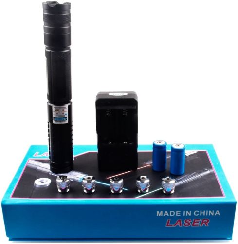 Лазерная указка Laser Blue YX-B008 10000mW синий лазер со сменными насадками до 50 км, астрономический лазерный целеуказатель на аккумуляторе B008