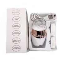 Акумуляторна масажна щітка 3 в 1 Sonic Facial Cleansing Drush With LT - 606 для особи з насадками, Професійна електрична щітка для вмивання