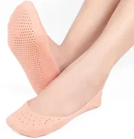 Універсальні силіконові шкарпетки для ніг і п'ят Smiling Foot нековзні захисні накладки для захисту від мозолів Anti-crack silicon socks бежеві