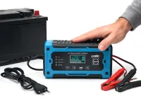 Автомобильное импульсное пускозарядное АКБ Jinnuoyi Pulse Repair Charger 12V 10A устройство с LED дисплеем для зарядки аккумуляторов авто 10Ah–200Ah